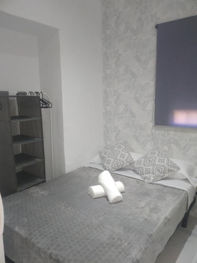 Precioso Apartamento Moderno Cerca Del Carrefour Rosaleda Málaga Kültér fotó