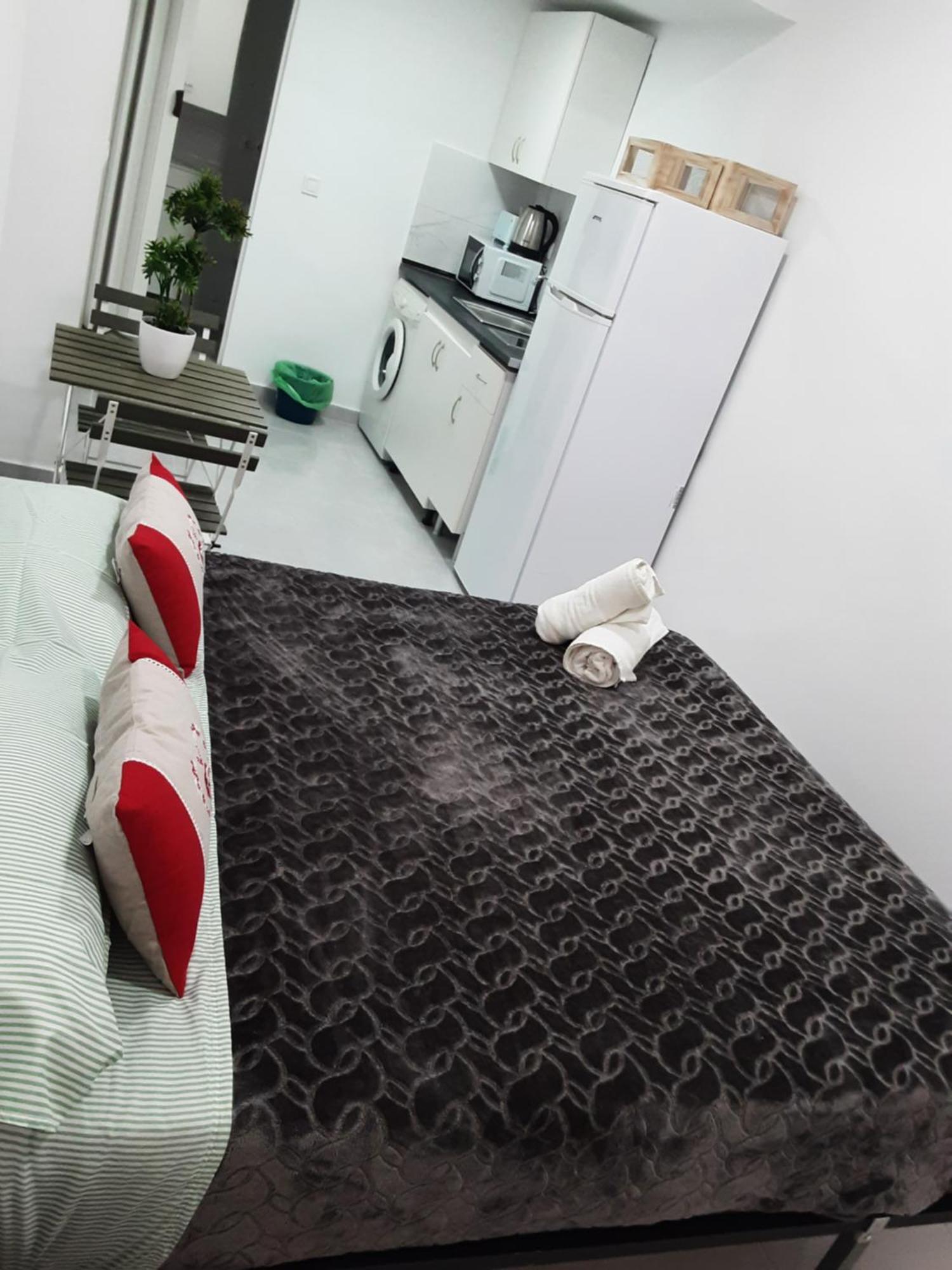 Precioso Apartamento Moderno Cerca Del Carrefour Rosaleda Málaga Kültér fotó